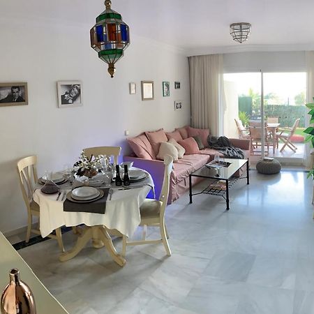 The Famous Home Marbella Buitenkant foto